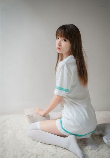 诱人的极品女邻居hd